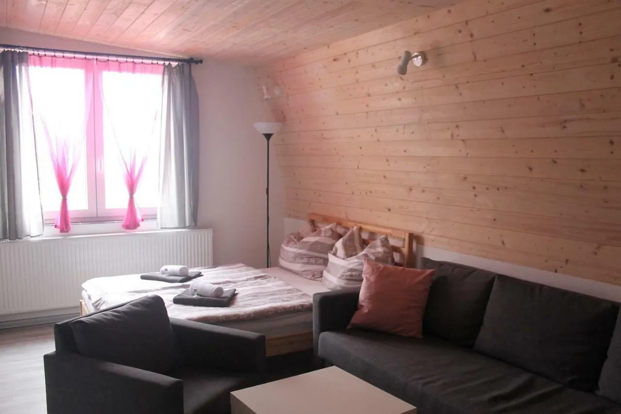 Hotel Tasovice Karlovy Vary 3*,